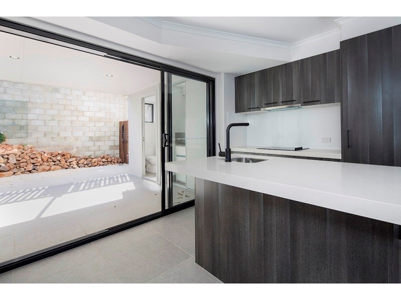 1/90a Burnett Street, Buderim QLD 4556