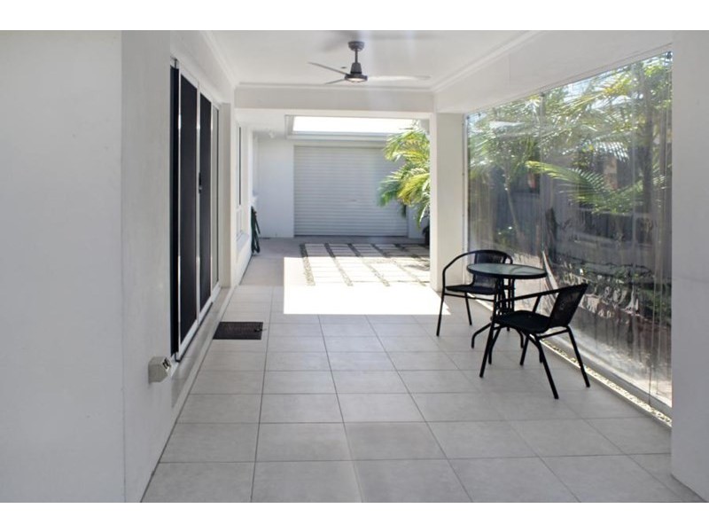 6 Flindersia Place, Mountain Creek QLD 4557