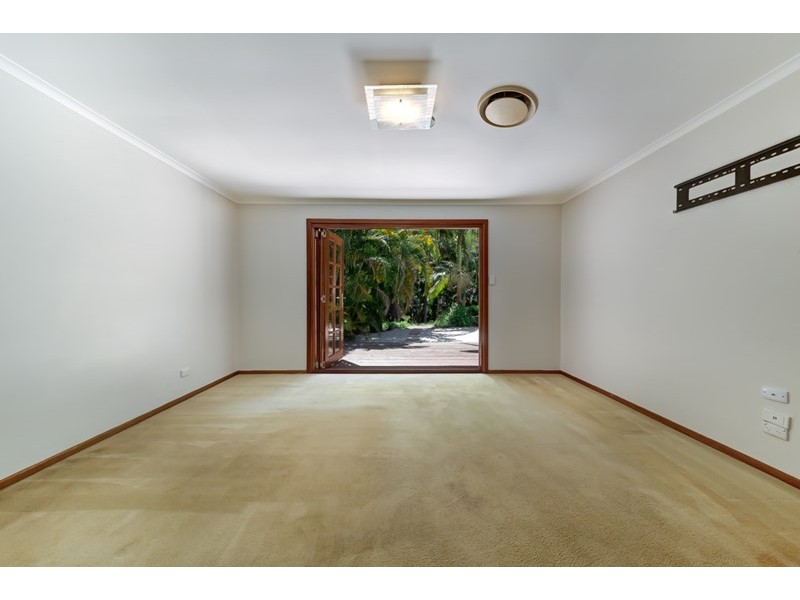 67 Sawreys Road, Forest Glen QLD 4556
