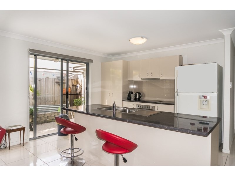 5 Parrot Place, Mountain Creek QLD 4557