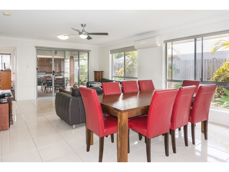 5 Parrot Place, Mountain Creek QLD 4557