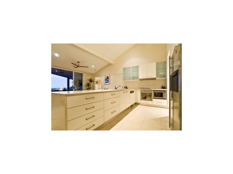 27 Dixon Road, Buderim QLD 4556