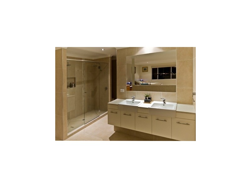 27 Dixon Road, Buderim QLD 4556