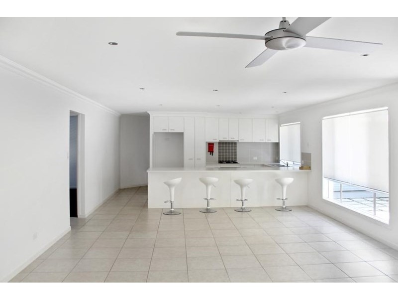 6 Flindersia Place, Mountain Creek QLD 4557