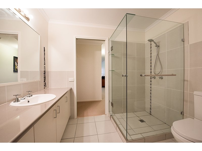 2/9 Ballinger Court, Buderim QLD 4556