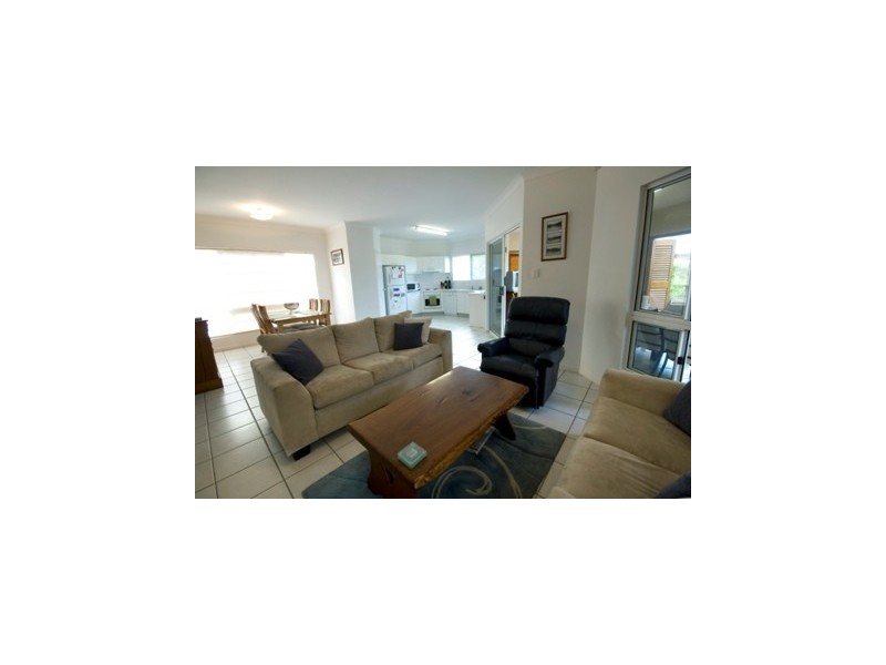 6 Madagascar Court, Parrearra QLD 4575