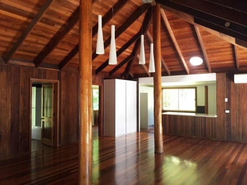 202 Mons School Road, Buderim QLD 4556