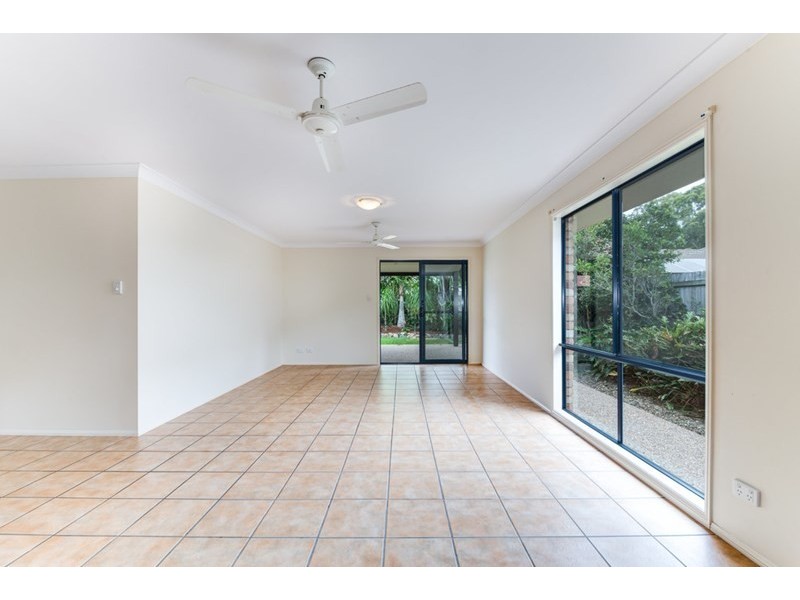 7 Burke Close, Sippy Downs QLD 4556