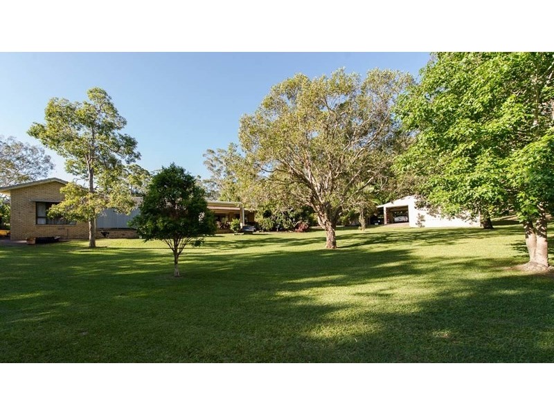 5 Kentucky Court, Little Mountain QLD 4551