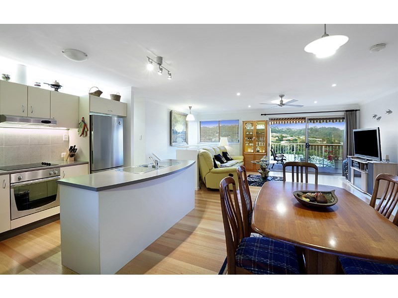 8 Dalzell Court, Nambour QLD 4560