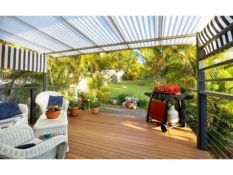 8 Dalzell Court, Nambour QLD 4560