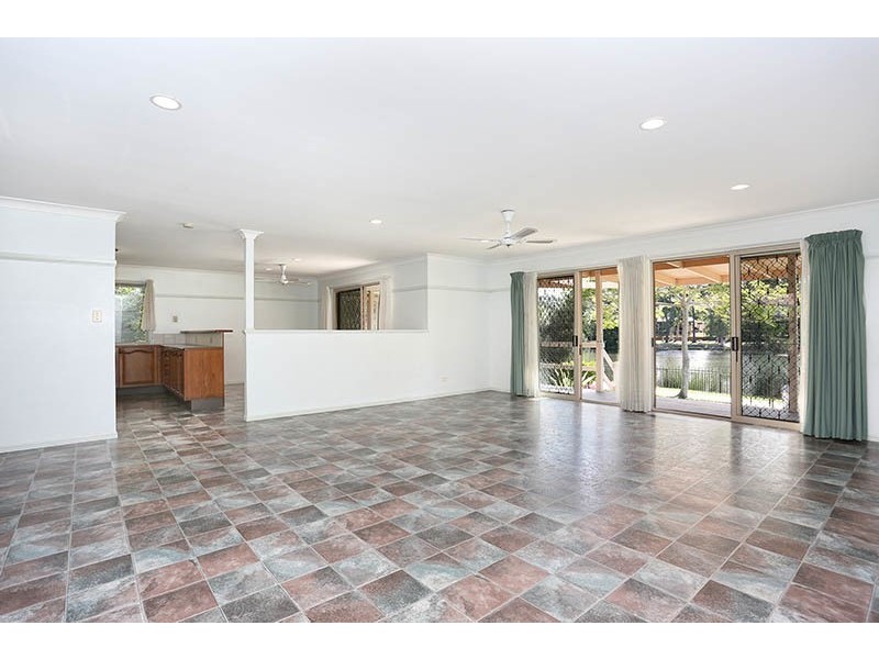 10 Bangalow Court, Buderim QLD 4556