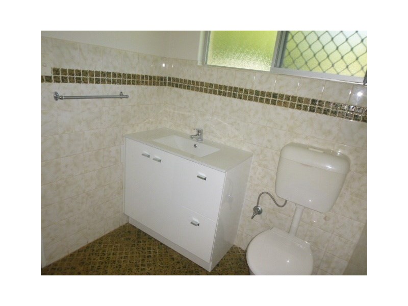 2/4 Water Street, Buderim QLD 4556