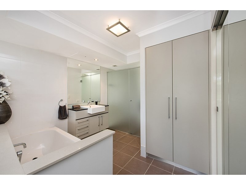 2105/1A Mungar Street, Maroochydore QLD 4558