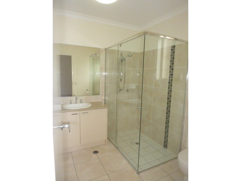 20 Robur Crescent, Mountain Creek QLD 4557
