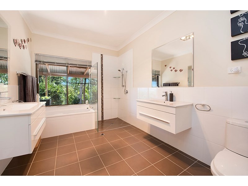 12 Eulinga Court, Ninderry QLD 4561