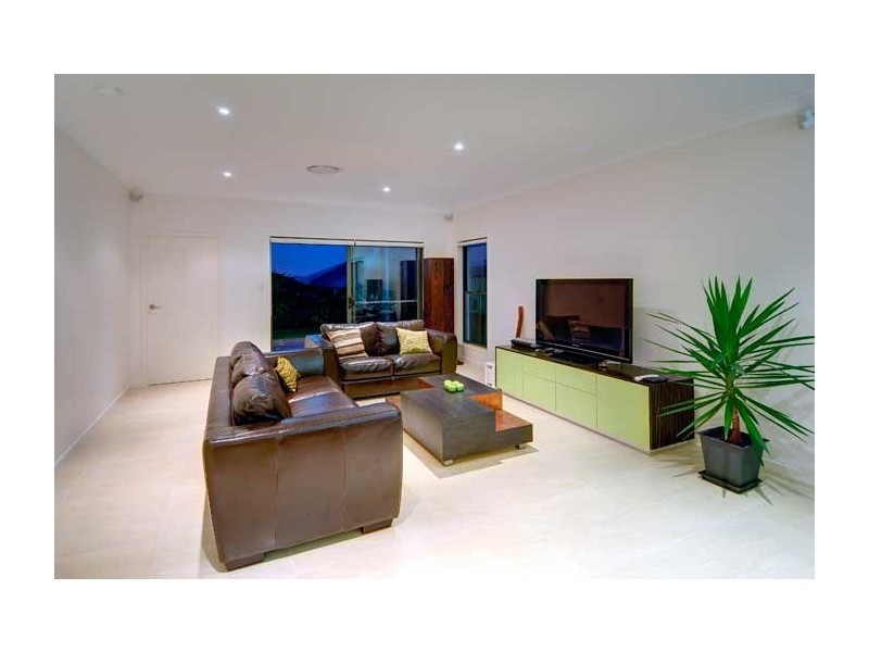 15.. Robur Crescent, Mountain Creek QLD 4557