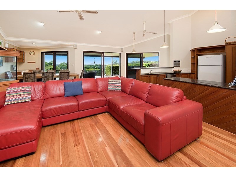 9 Mons School Road, Buderim QLD 4556