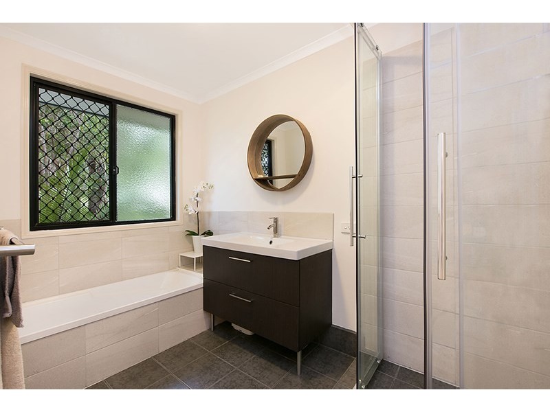 52 Lauren Drive, Buderim QLD 4556