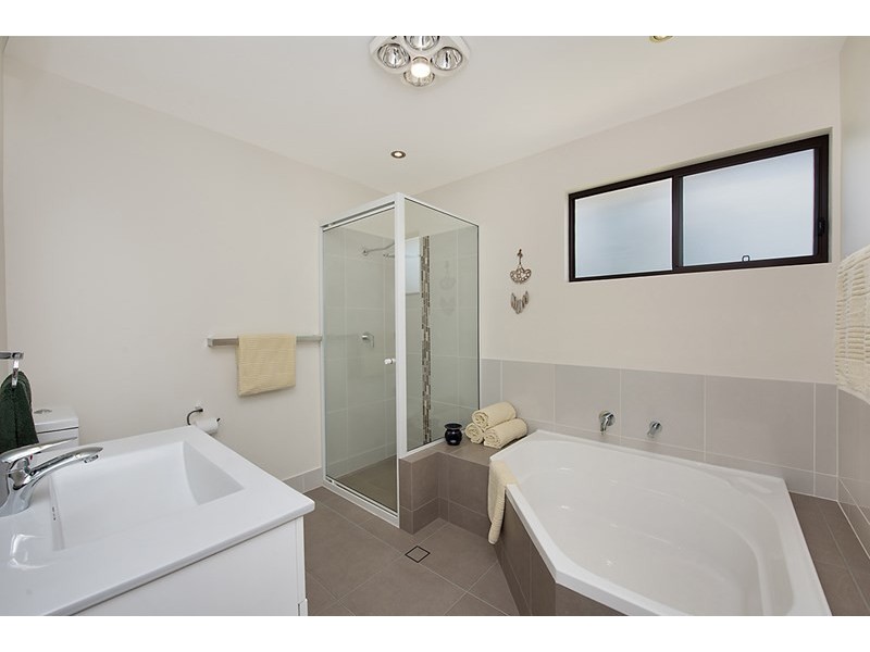 15 Nirvana Crescent, Buderim QLD 4556