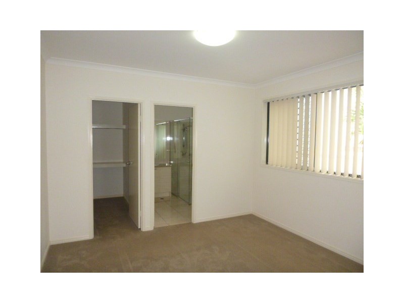 20. Robur Crescent, Mountain Creek QLD 4557