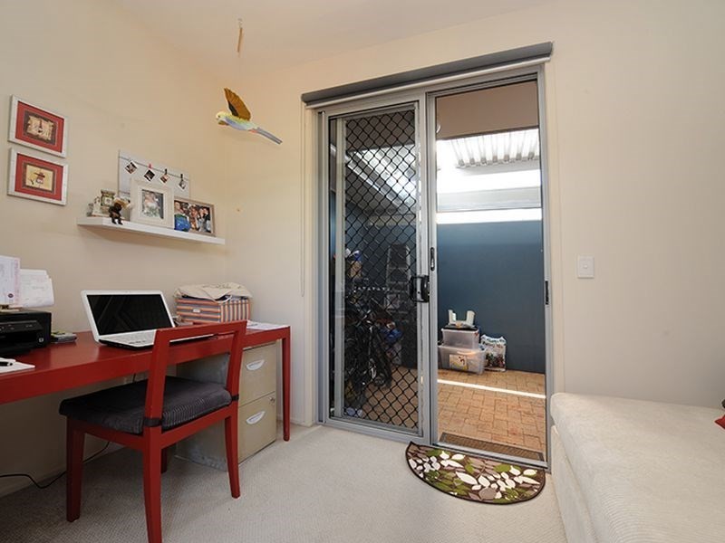 5/239 Kawana Way (Kawana Waters), Parrearra QLD 4575