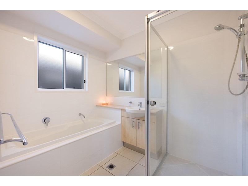 7 Silvereye Street, Sippy Downs QLD 4556