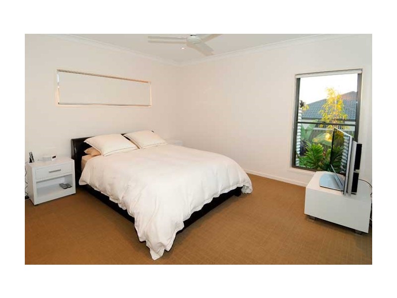 15… Robur Crescent, Mountain Creek QLD 4557