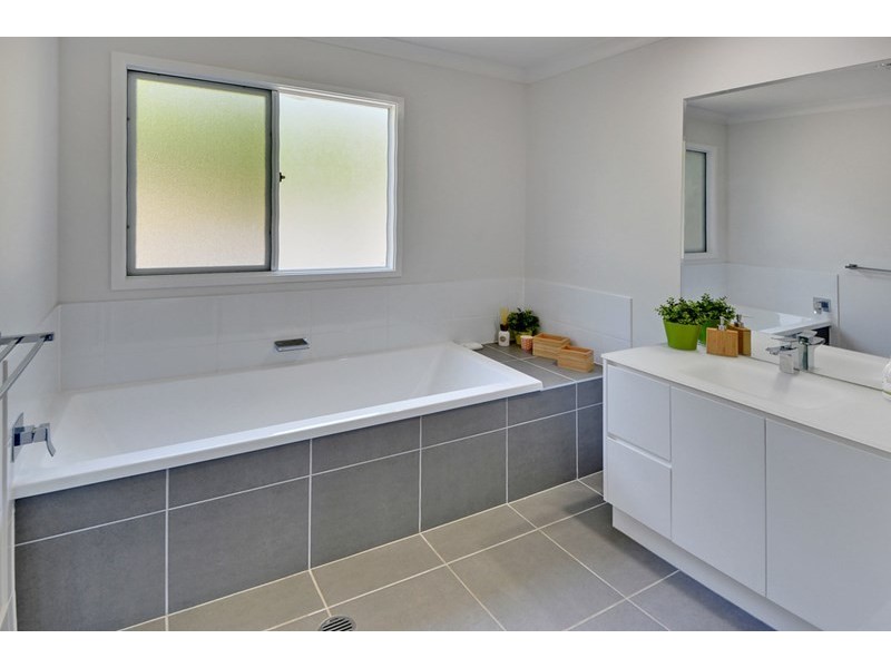 18 Glasshouse View Court, Buderim QLD 4556