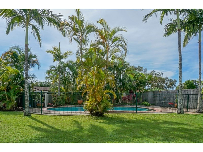 13 Pipi Place, Mountain Creek QLD 4557