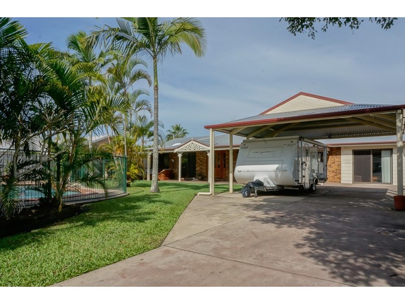 13 Pipi Place, Mountain Creek QLD 4557