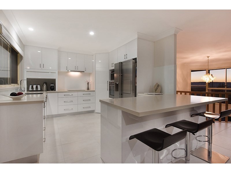 39 Courcheval Terrace, Mons QLD 4556