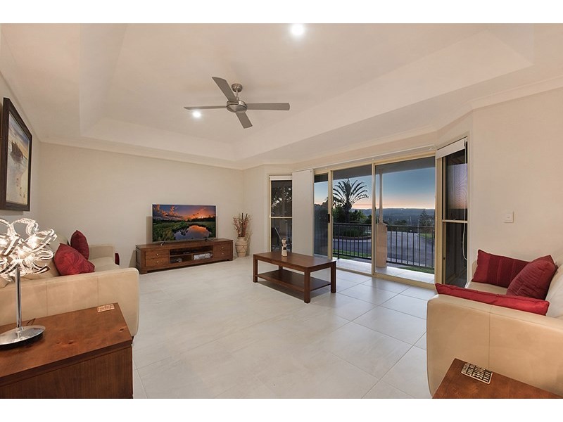 39 Courcheval Terrace, Mons QLD 4556