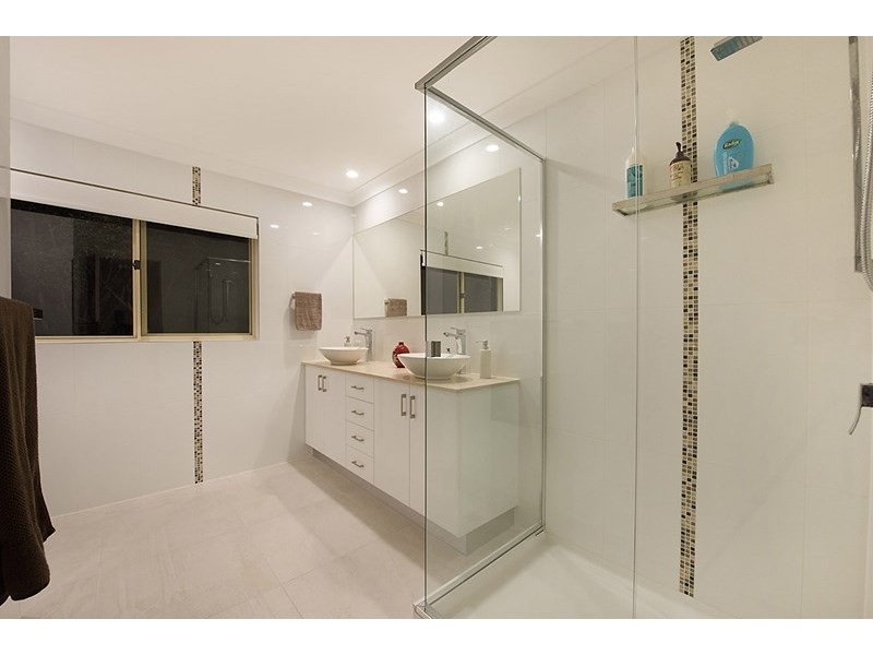 39 Courcheval Terrace, Mons QLD 4556