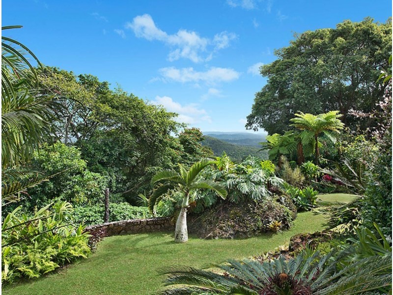 16 Fullview Crescent, Buderim QLD 4556