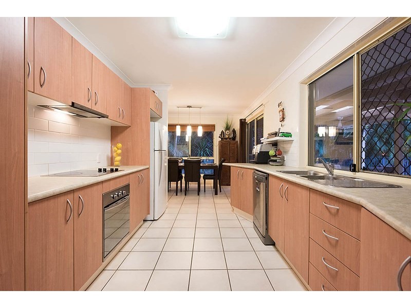 4 Flame Tree Court, Palmwoods QLD 4555