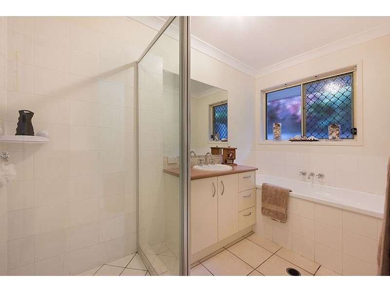 4 Flame Tree Court, Palmwoods QLD 4555
