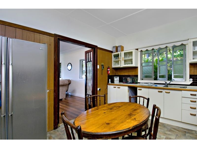 39 Bade Street, Nambour QLD 4560