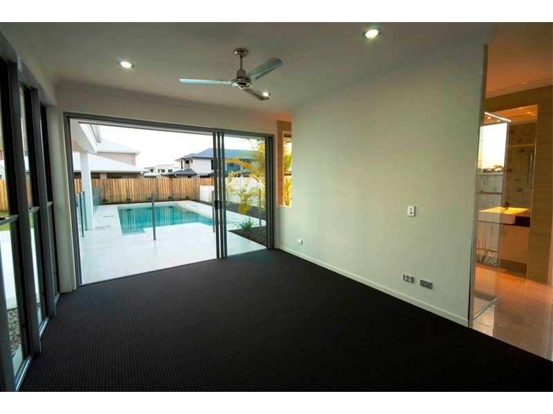 13 Westholme Circuit, Pelican Waters QLD 4551