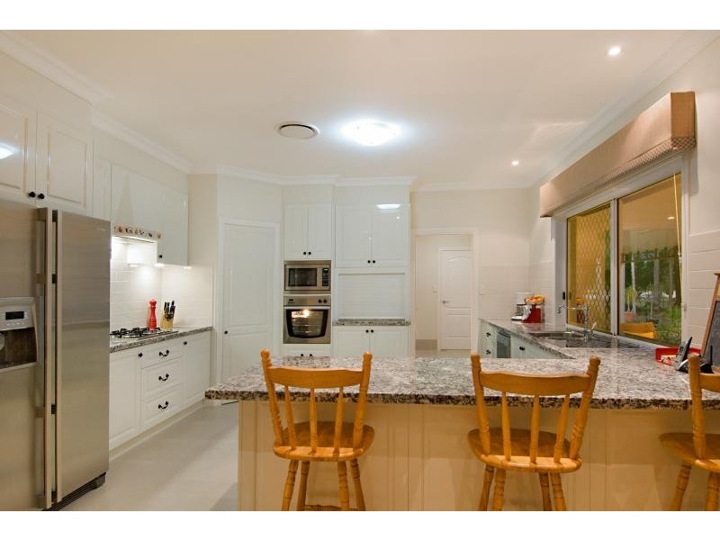 8 Evergreen Drive, Glenview QLD 4553