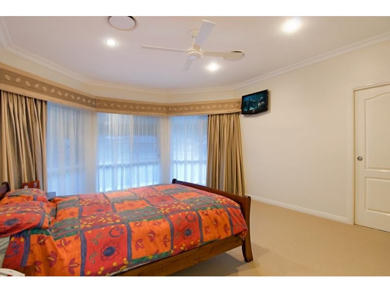 8 Evergreen Drive, Glenview QLD 4553