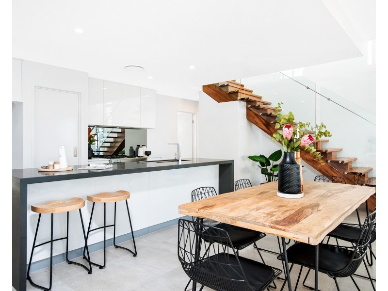 2/21 Horseshoe Bend, Buderim QLD 4556