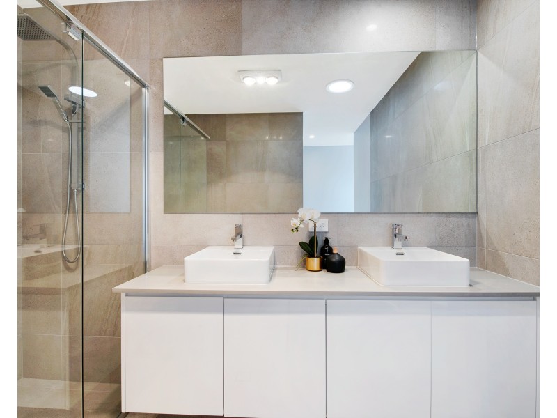 2/21 Horseshoe Bend, Buderim QLD 4556