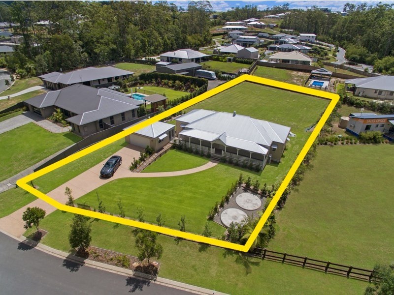 4 Forest Ridge Avenue, Palmview QLD 4553