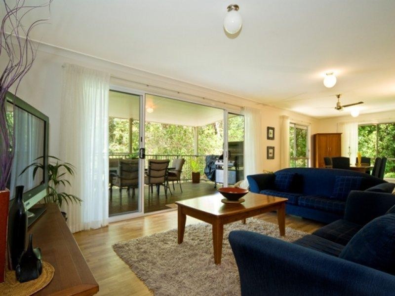 12 Barnes Drive, Buderim QLD 4556