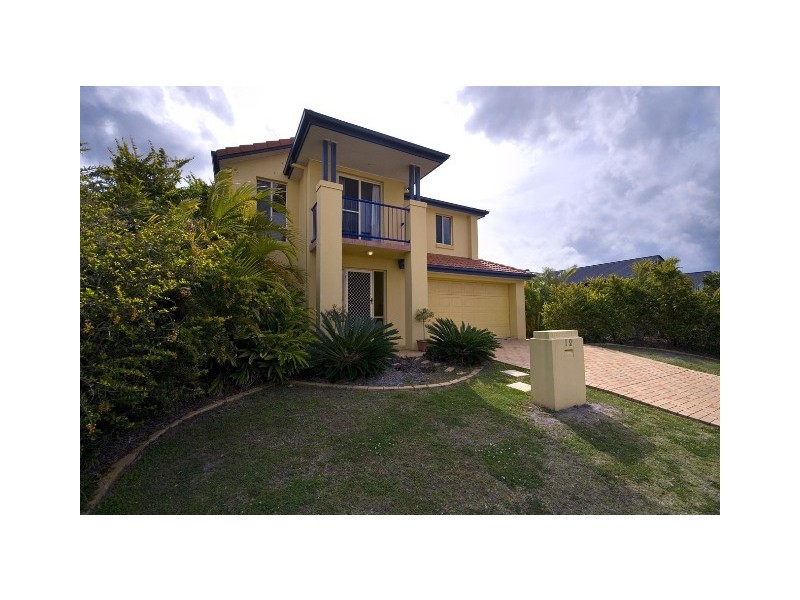 12 Quillback Court, Mountain Creek QLD 4557