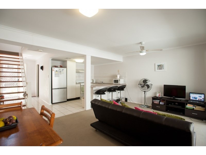 2/12 Arwen Street, Maroochydore QLD 4558