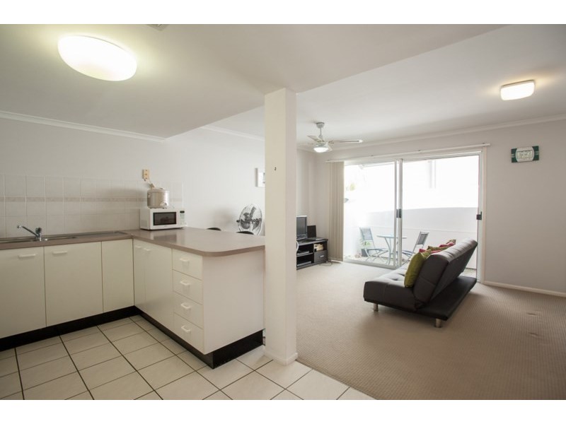 2/12 Arwen Street, Maroochydore QLD 4558