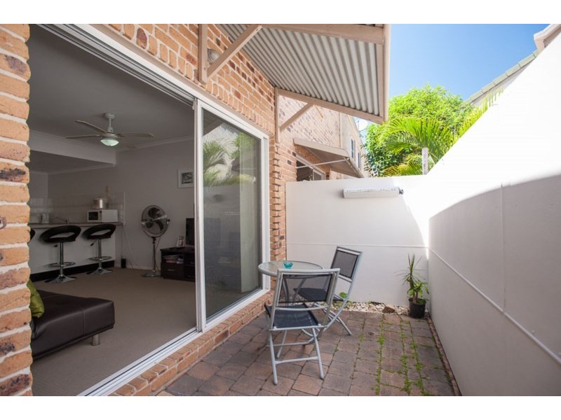 2/12 Arwen Street, Maroochydore QLD 4558