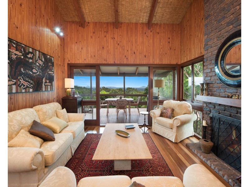 10 Pacific View Parade, Buderim QLD 4556